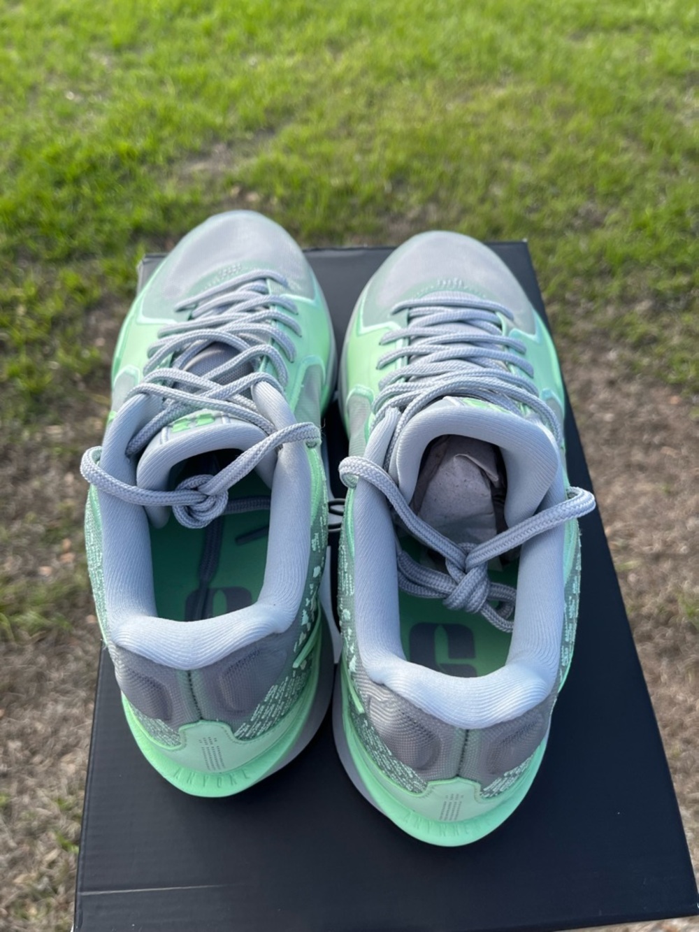 New In Box Nike Sabrina Ionescu LowTop Sneakers in Green & Gray Womans Size 10.5 - Picture 9 of 13